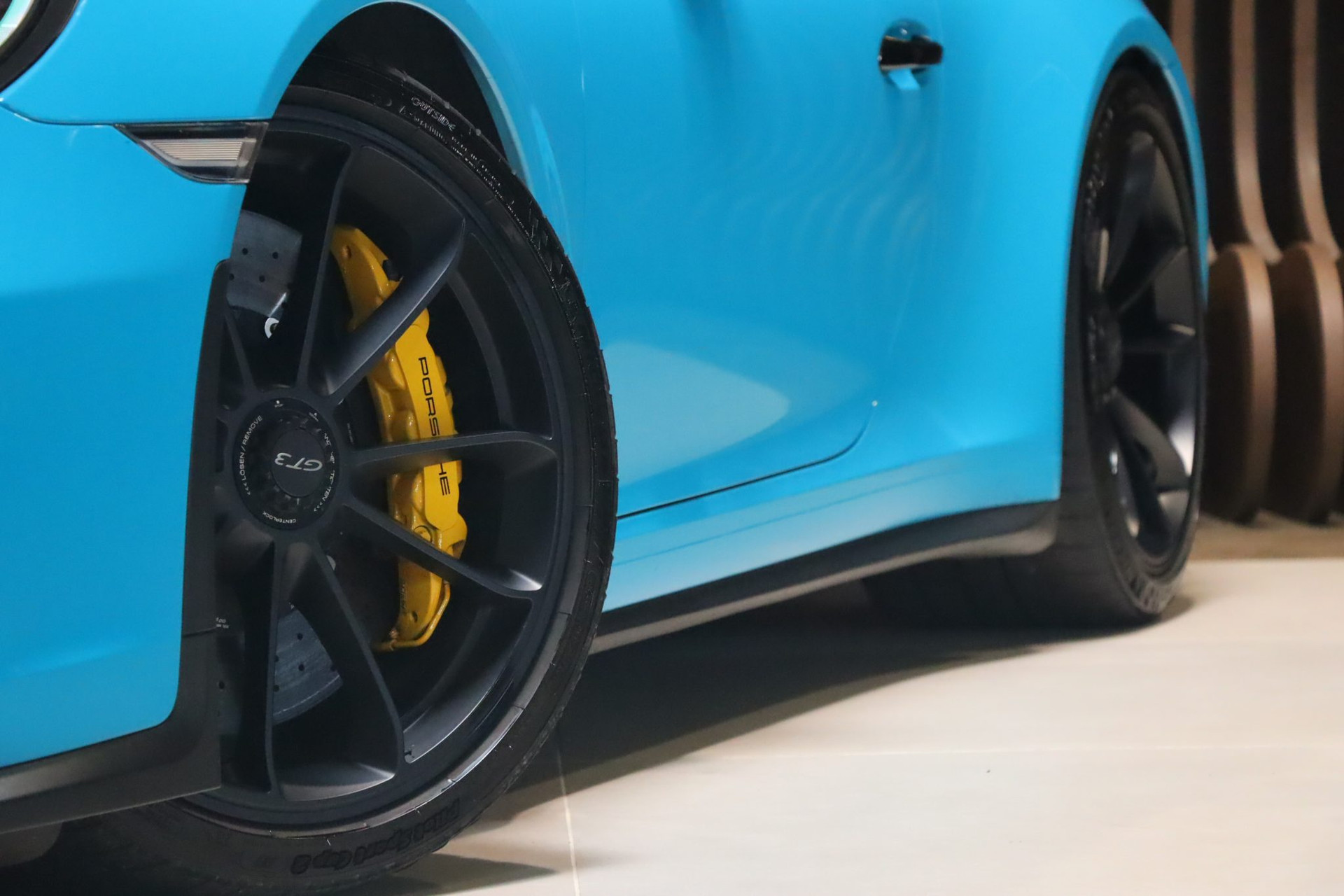 Porsche 911 Type 991.2 GT3 500ch PDK — Bleu Miami, 25 300 km – Photo 44