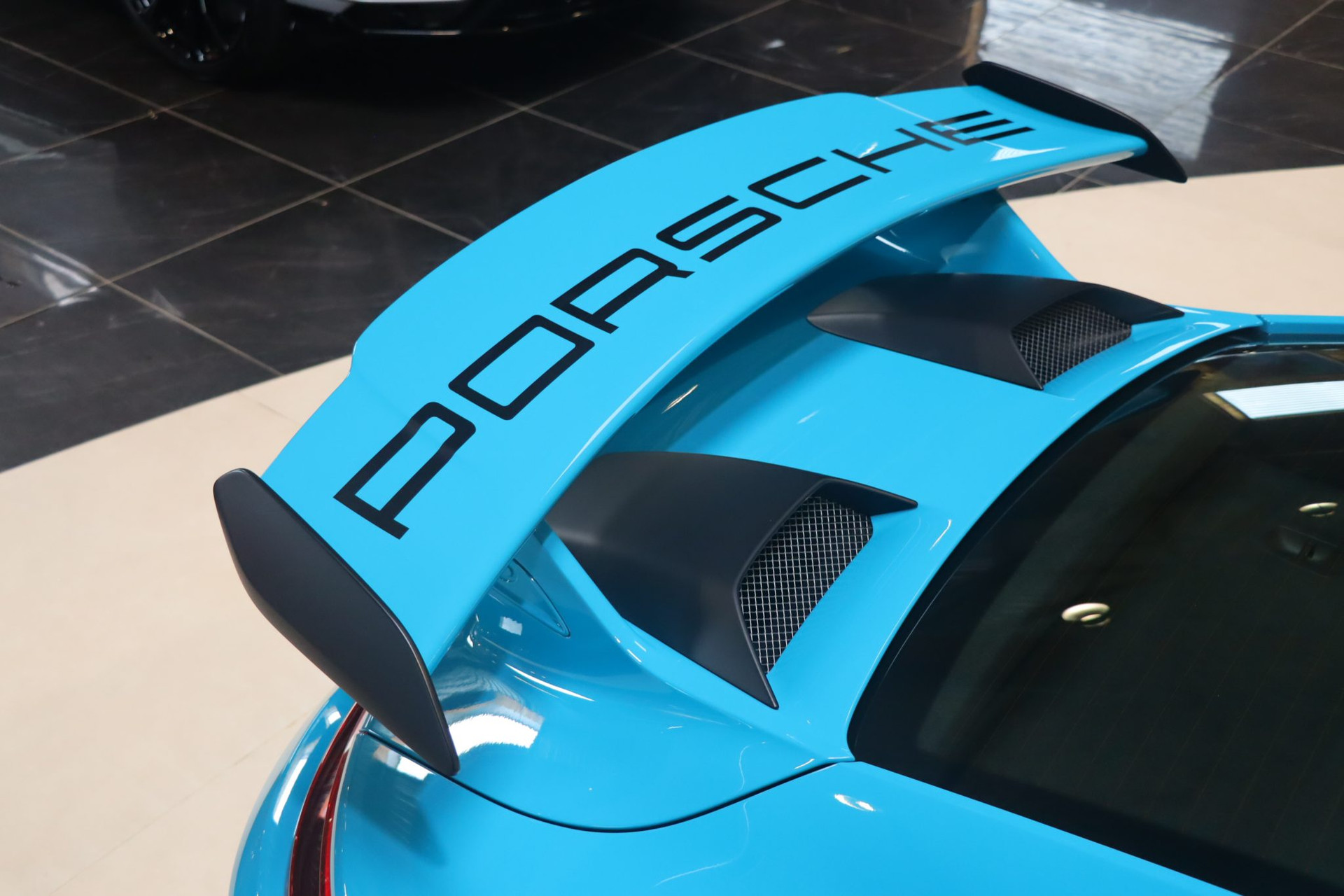 Porsche 911 Type 991.2 GT3 500ch PDK — Bleu Miami, 25 300 km – Photo 47