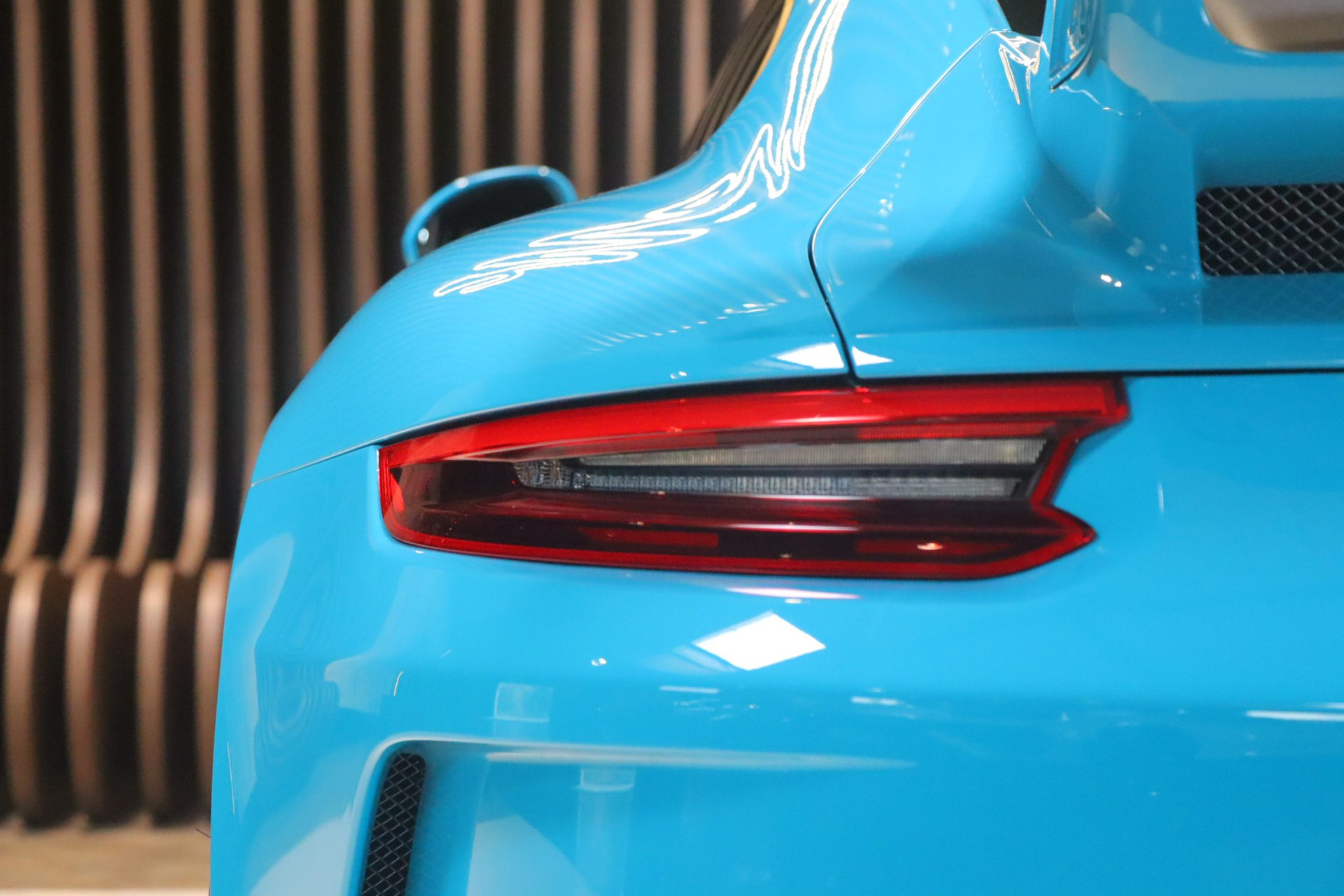 Porsche 911 Type 991.2 GT3 500ch PDK — Bleu Miami, 25 300 km – Photo 52