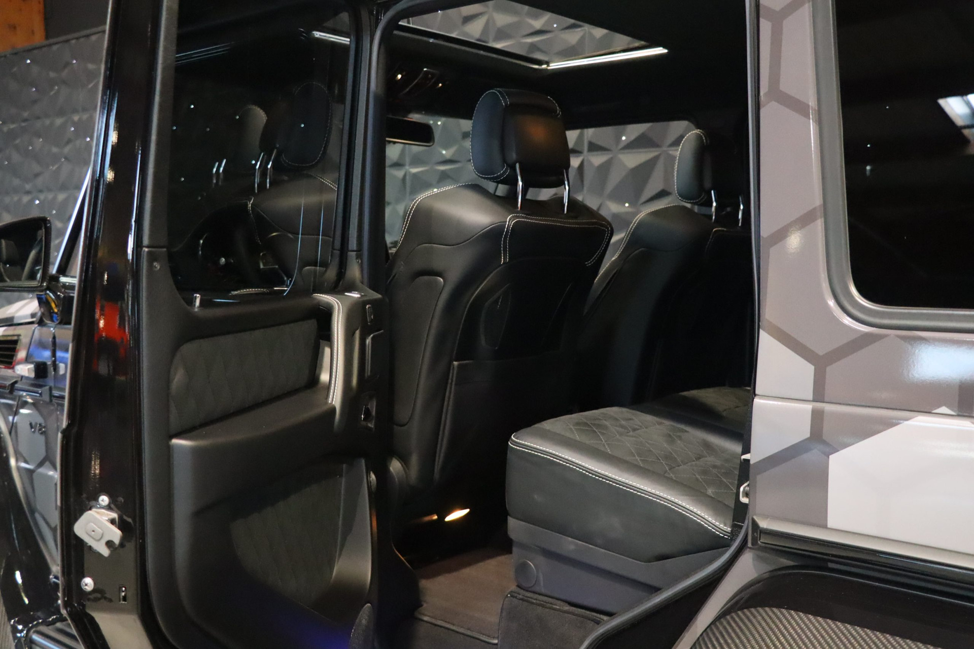 Mercedes-Benz Classe G500 Brabus 550 4×4² – 17 800 km, 2018 – Photo 42
