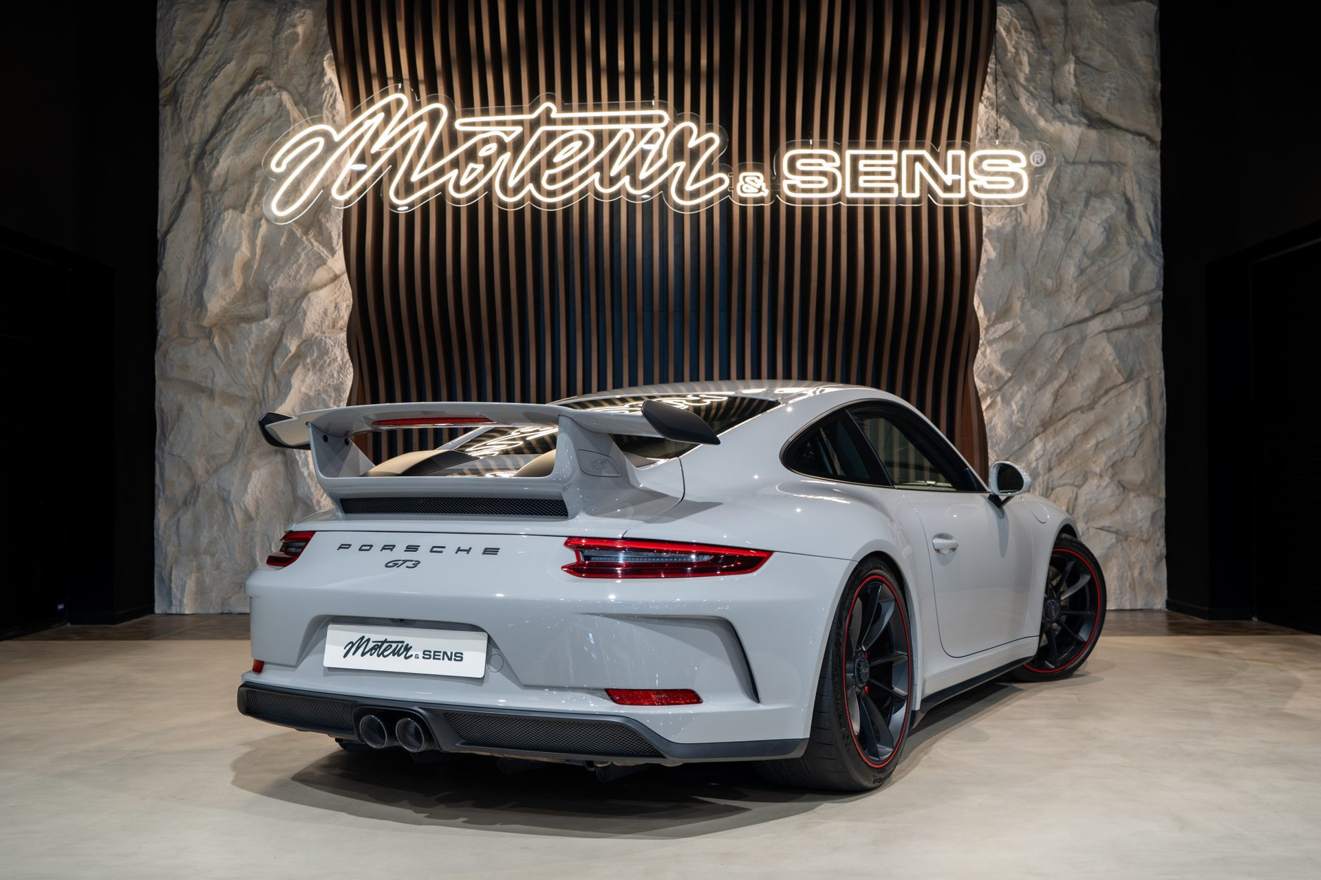 Porsche 911 Type 991.2 GT3 500ch PDK – Craie – 26 490 km – Photo 3