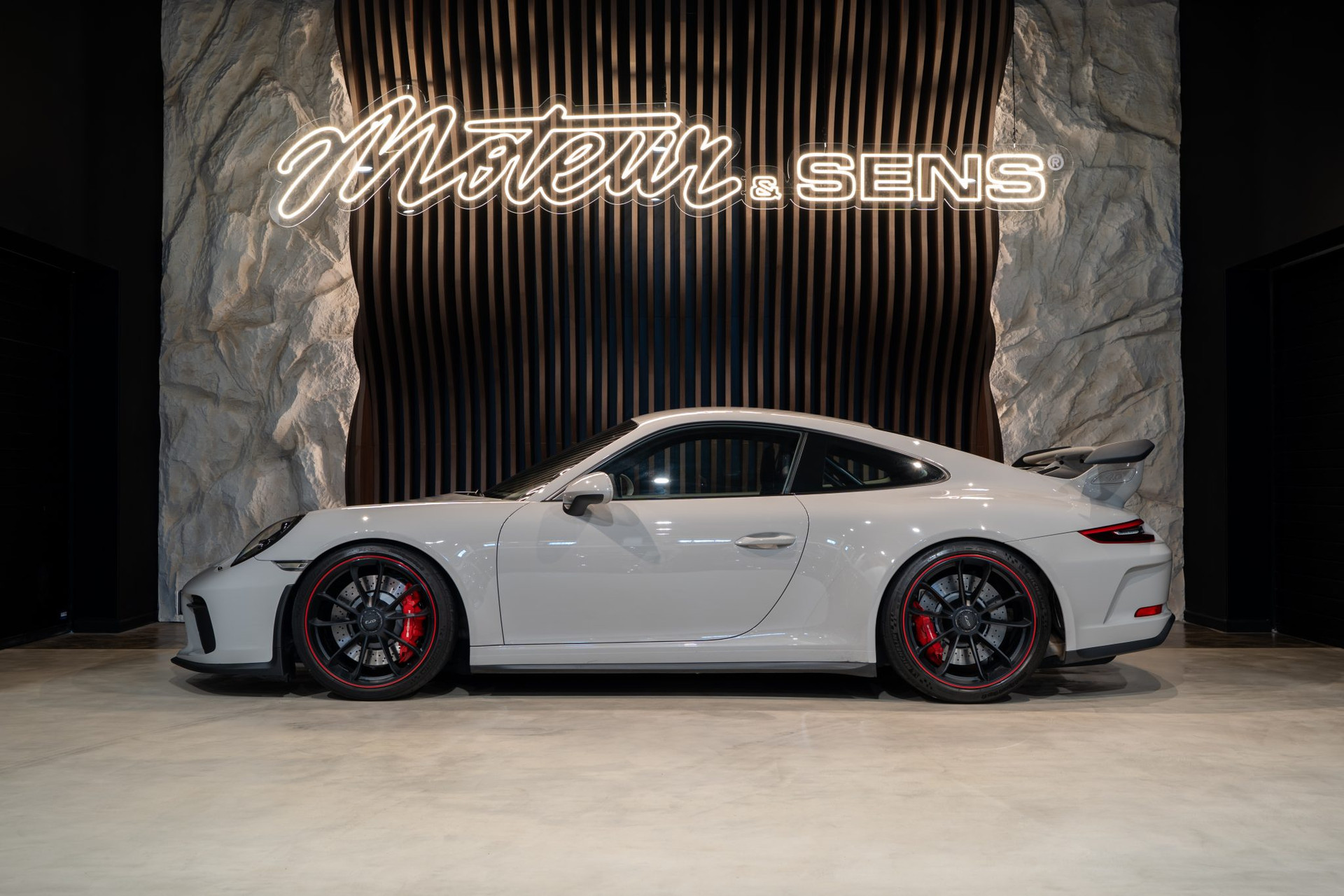 Porsche 911 Type 991.2 GT3 500ch PDK – Craie – 26 490 km – Photo 1