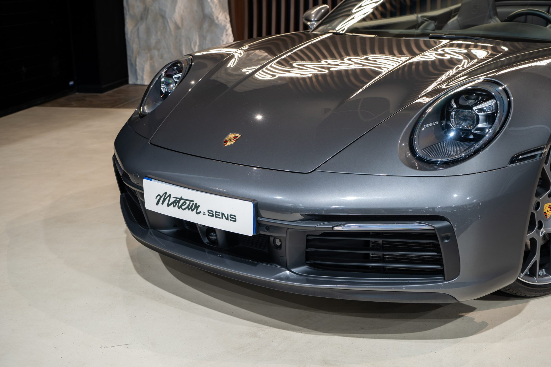 Porsche 911 Type 992 Carrera 4S Cabriolet – 22 900 km, Gris Quartz – Photo 42