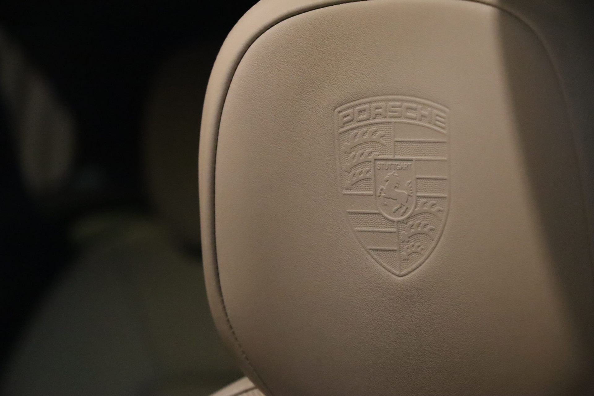 Porsche Cayenne Turbo E-Hybrid 739ch – Première main française – Photo 39
