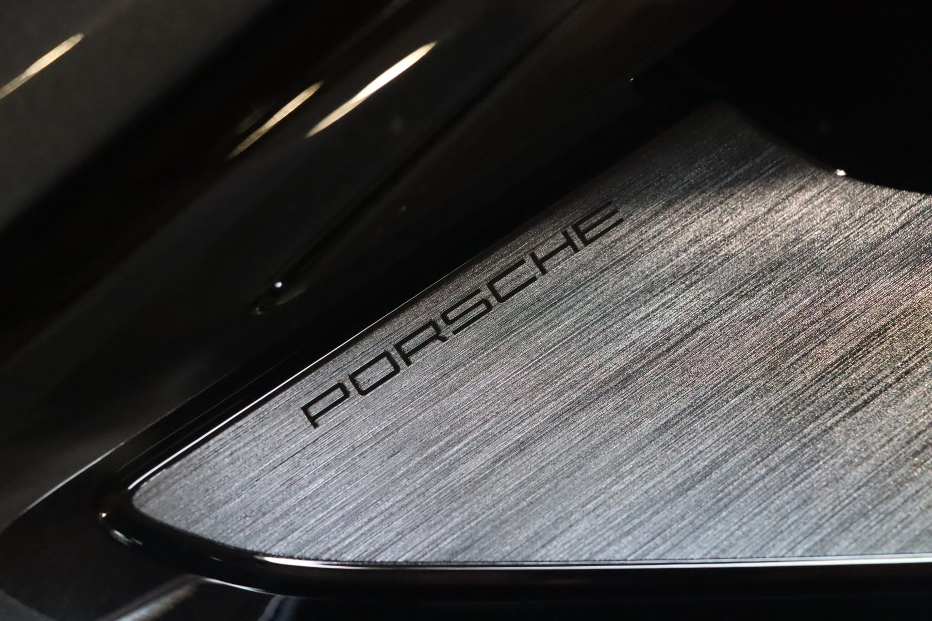 Porsche Cayenne Turbo E-Hybrid 739ch – Première main française – Photo 48