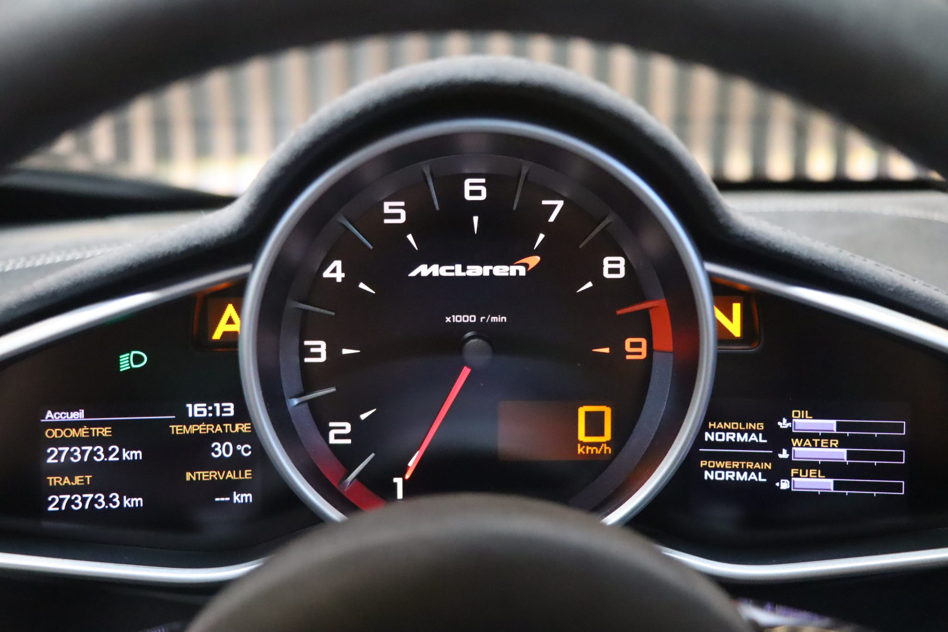 McLaren 650S Spider – Storm Grey, origine Suisse, 27 300 km – Photo 24