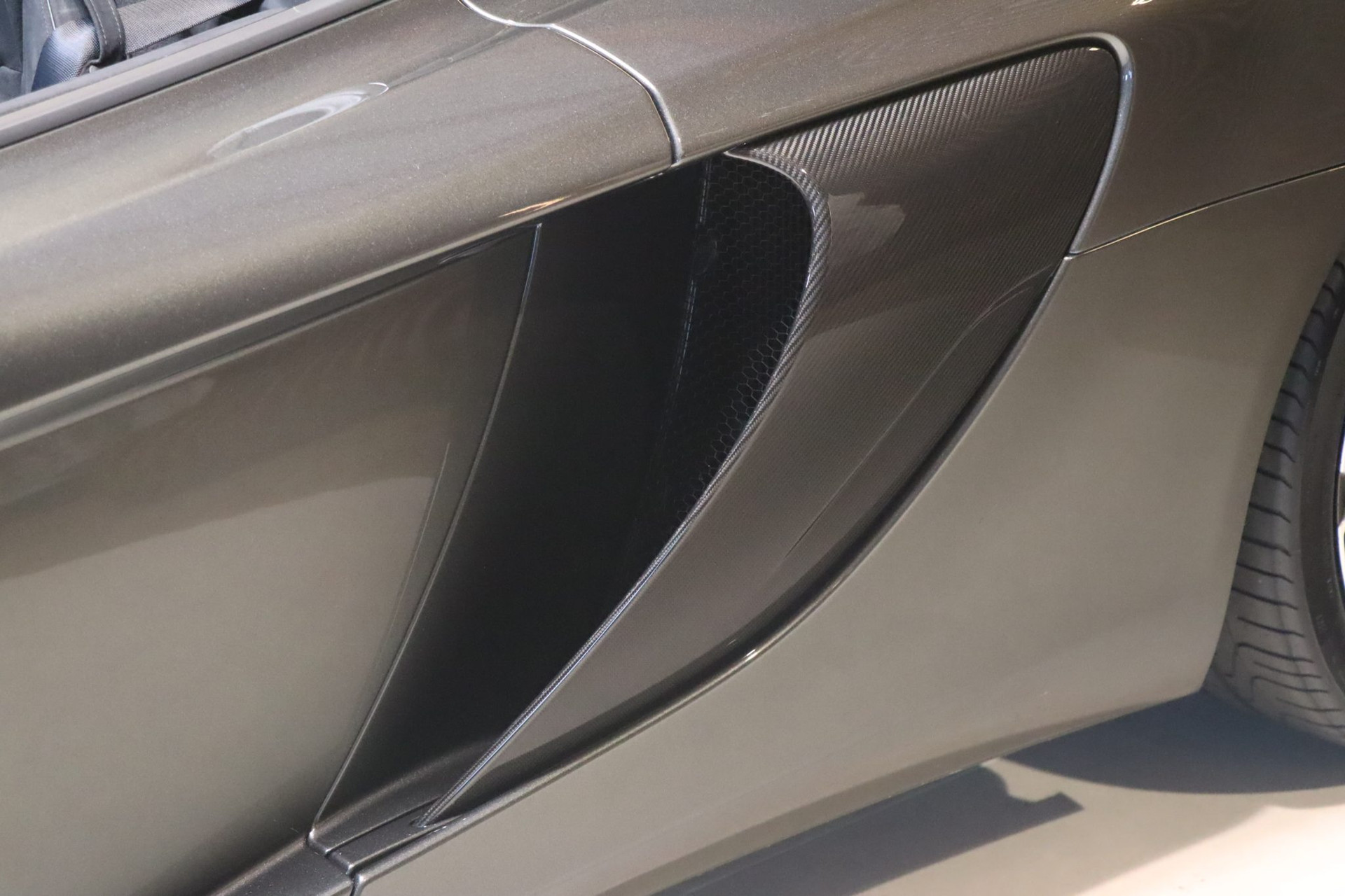 McLaren 650S Spider – Storm Grey, origine Suisse, 27 300 km – Photo 42