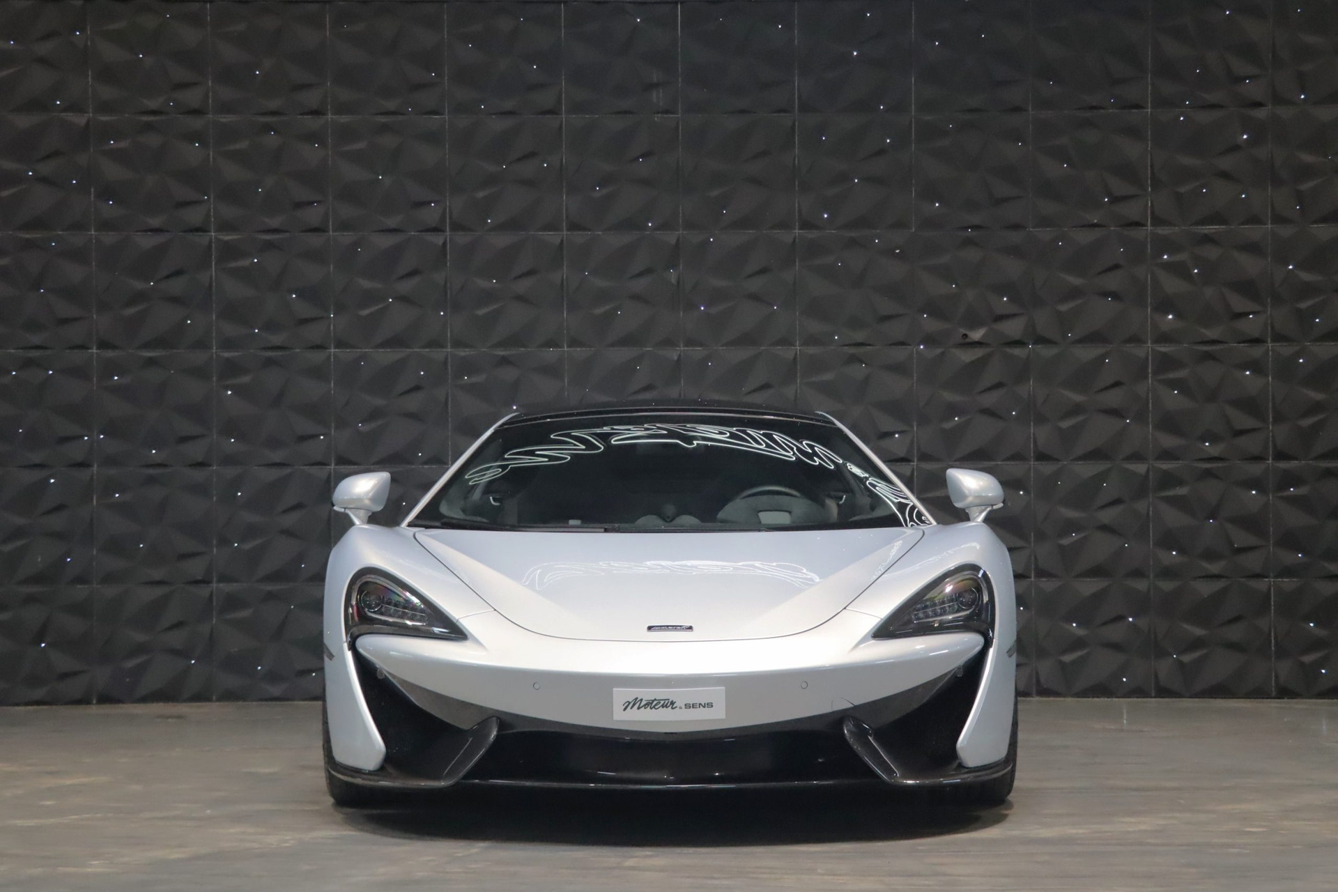 McLaren 570 GT – Ice Silver – 29 200 km – Origine française – Photo 1