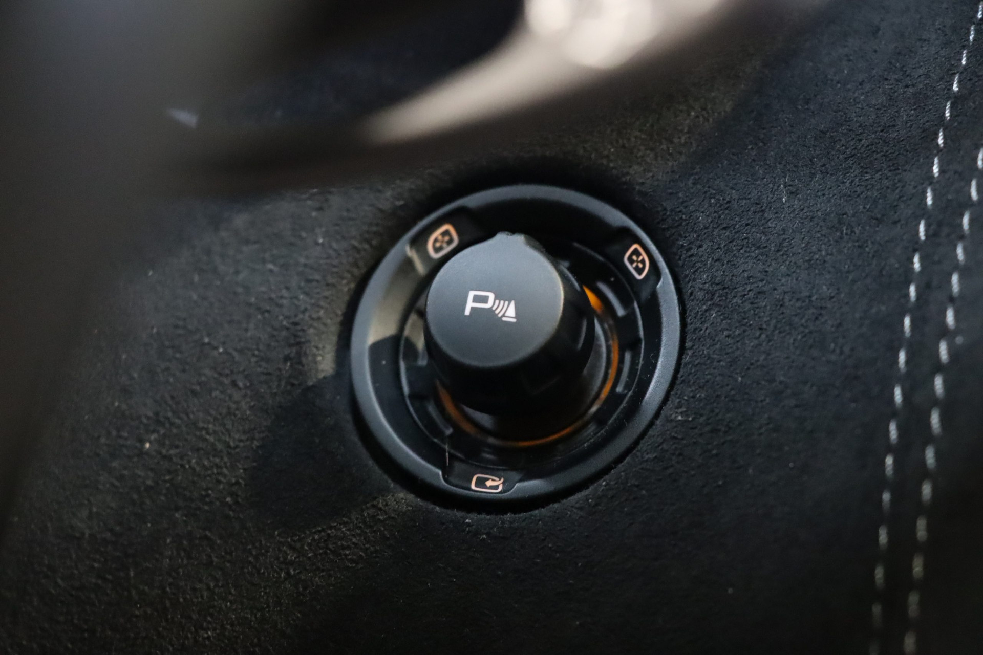 McLaren 570 GT – Ice Silver – 29 200 km – Origine française – Photo 24