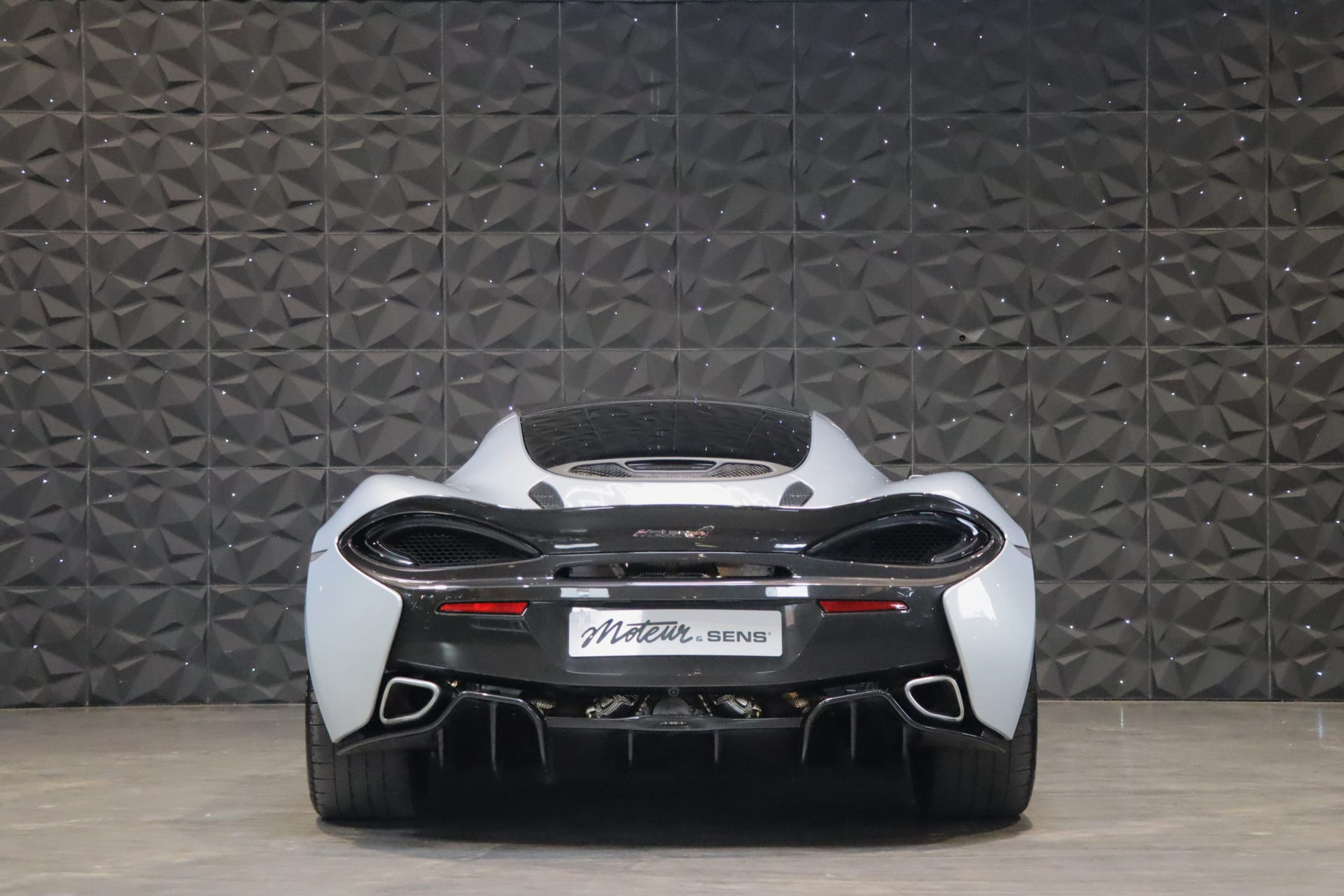 McLaren 570 GT – Ice Silver – 29 200 km – Origine française – Photo 4