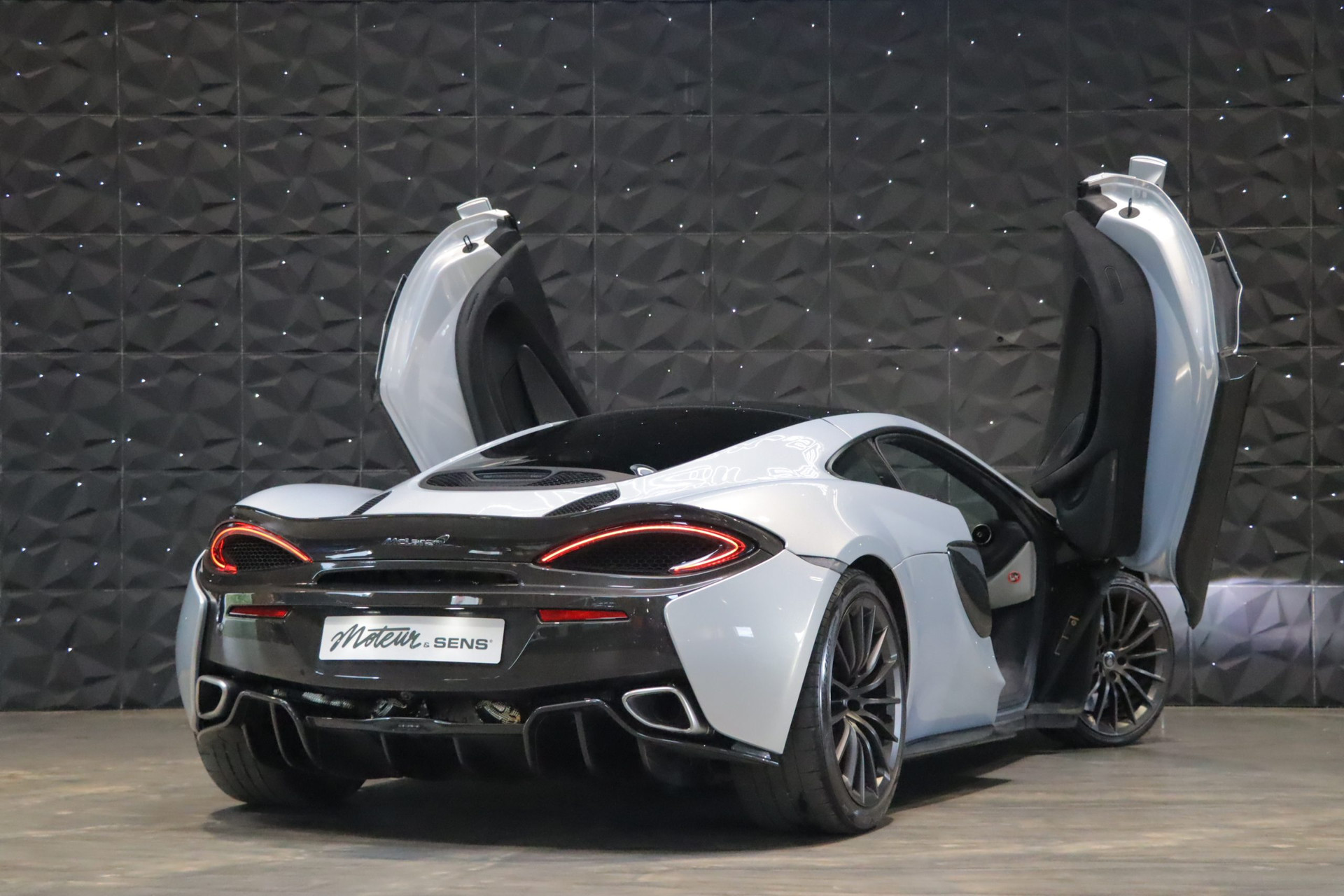 McLaren 570 GT – Ice Silver – 29 200 km – Origine française – Photo 50