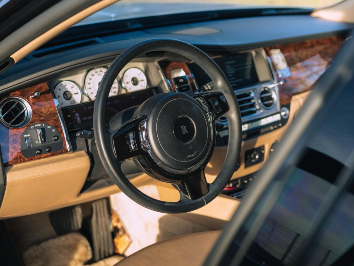 Rolls-Royce Ghost V12, premier propriétaire, historique complet – Photo 10