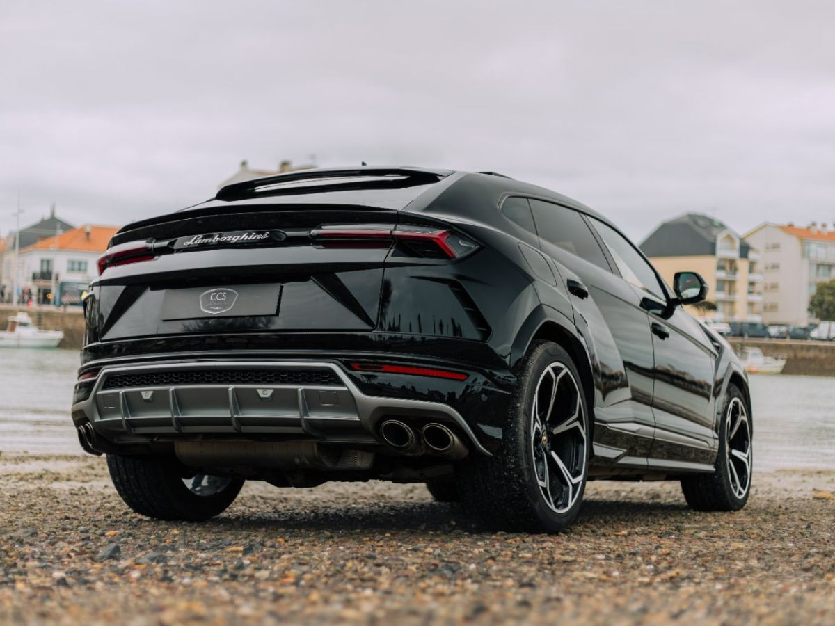 Lamborghini Urus 4.0 V8 biturbo 650 ch, noir métallisé, 84 000 km – Photo 7