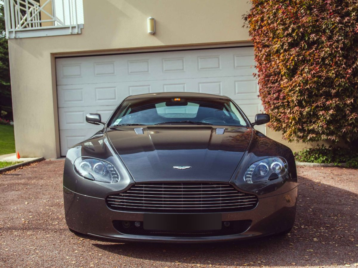 Aston Martin V8 Vantage N420 Sportshift – 426 ch, 42 300 km – Photo 2