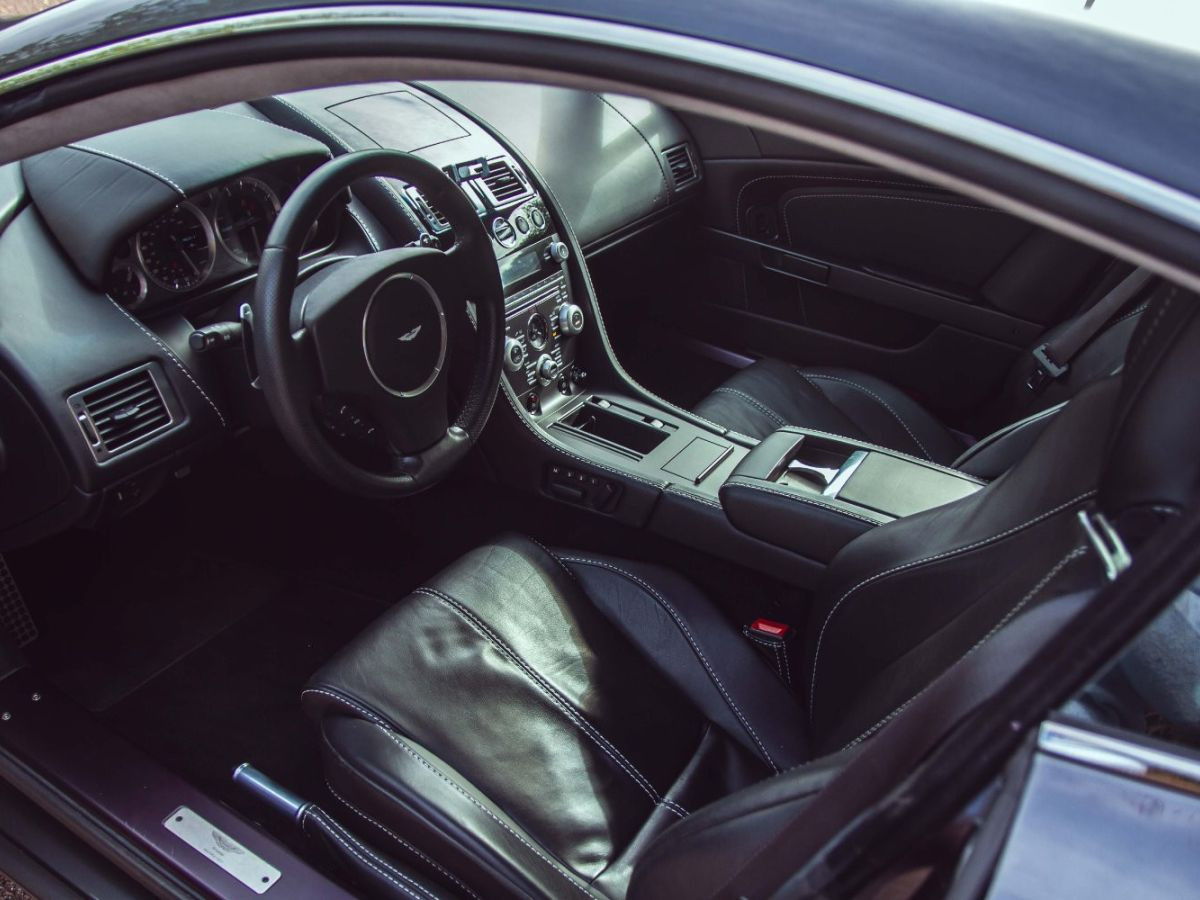 Aston Martin V8 Vantage N420 Sportshift – 426 ch, 42 300 km – Photo 11