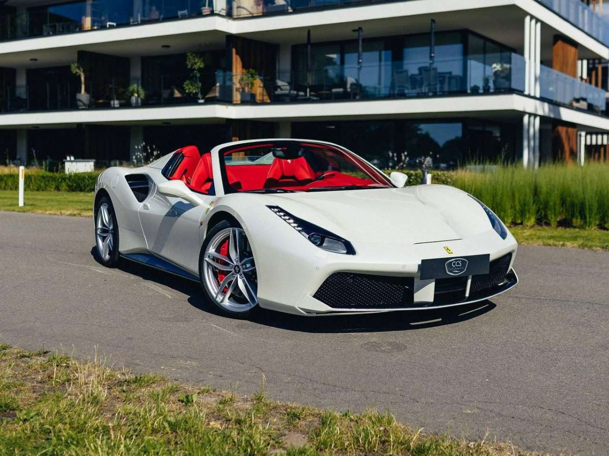 Ferrari 488 Spider — Bianco Italia, carbone intégral, garantie Ferrari – Photo 1