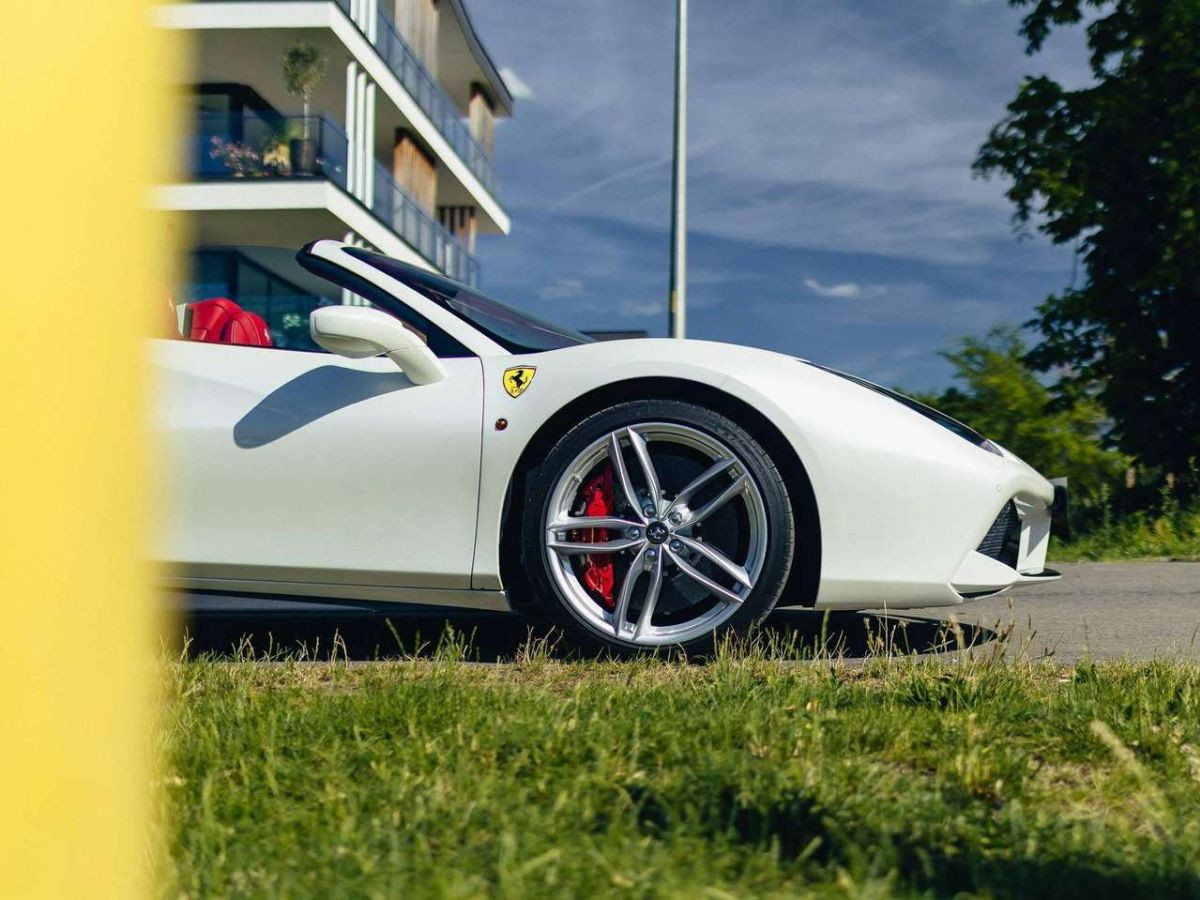 Ferrari 488 Spider — Bianco Italia, carbone intégral, garantie Ferrari – Photo 14