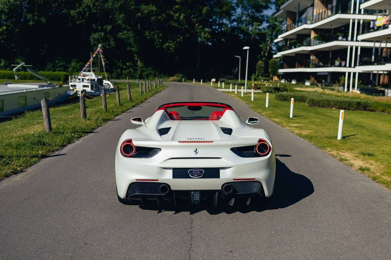 Ferrari 488 Spider — Bianco Italia, carbone intégral, garantie Ferrari – Photo 5
