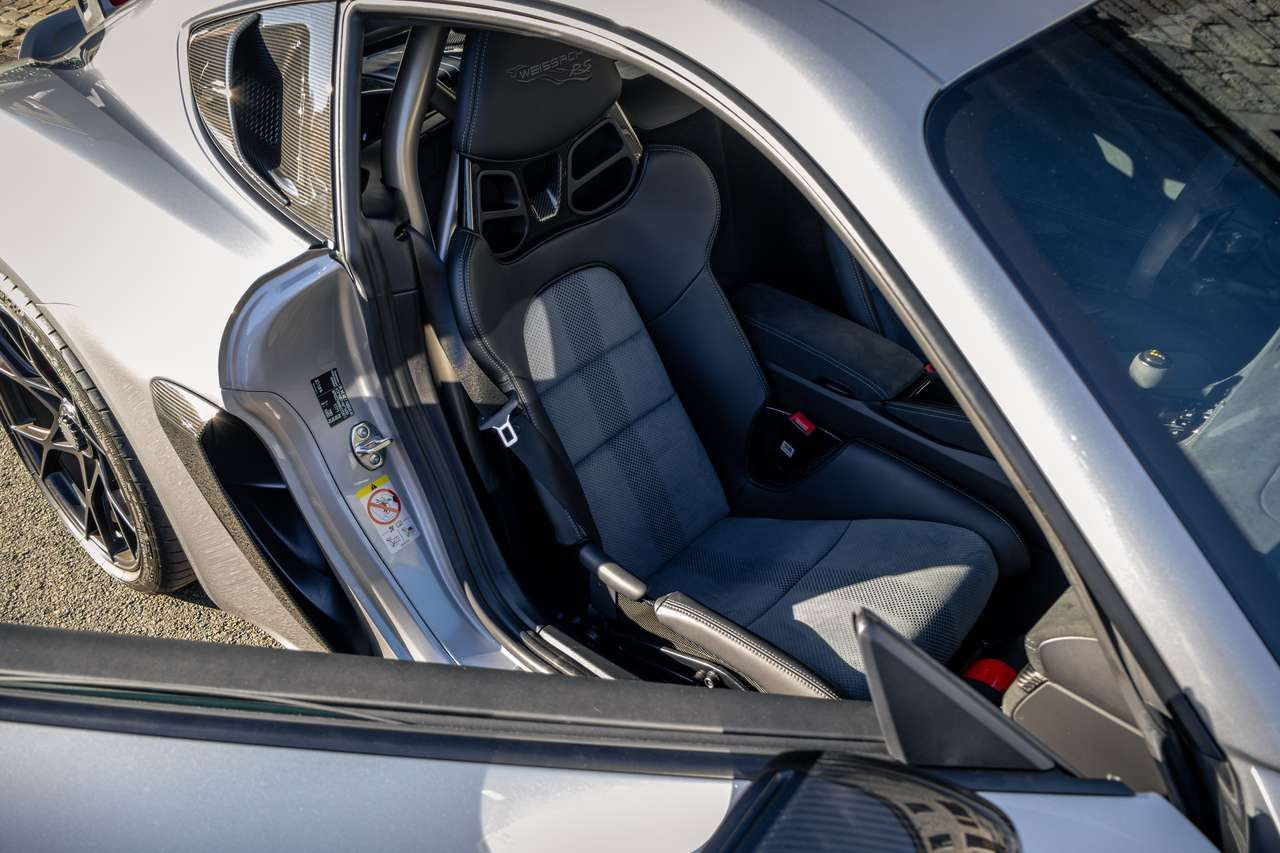 Porsche 718 Cayman GT4 RS — Weissach Pack, 500 ch, 2 800 km – Photo 11