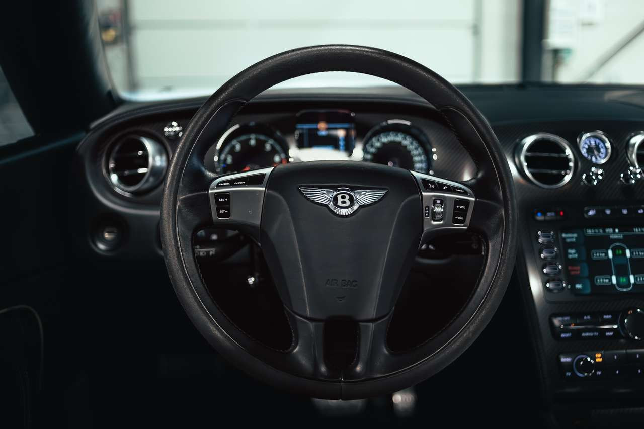 Bentley Continental GT Supersports Cabriolet W12 – Onyx Black – Photo 17