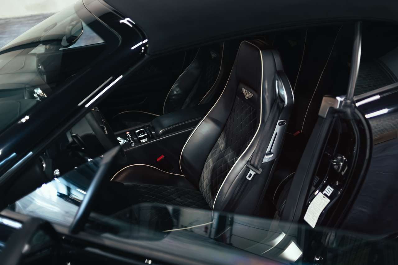 Bentley Continental GT Supersports Cabriolet W12 – Onyx Black – Photo 9