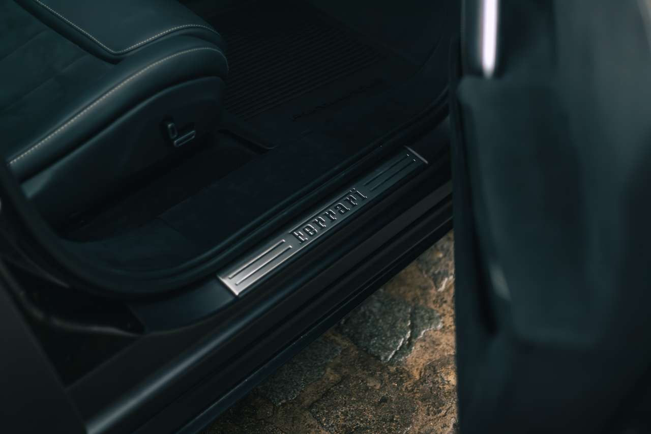 Ferrari Purosangue – V12 atmosphérique, carrosserie Grigio mat – Photo 22