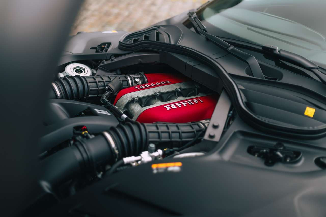 Ferrari Purosangue – V12 atmosphérique, carrosserie Grigio mat – Photo 26