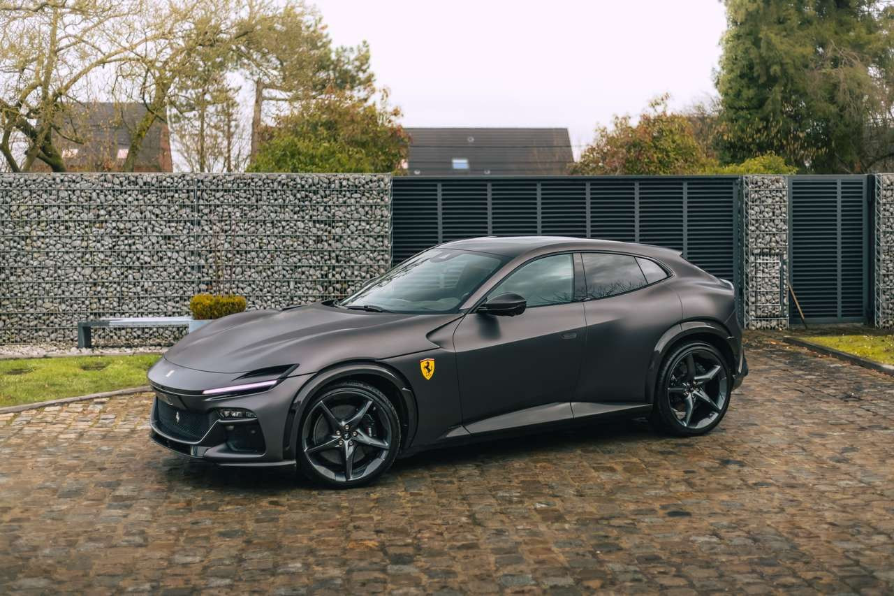 Ferrari Purosangue – V12 atmosphérique, carrosserie Grigio mat – Photo 4