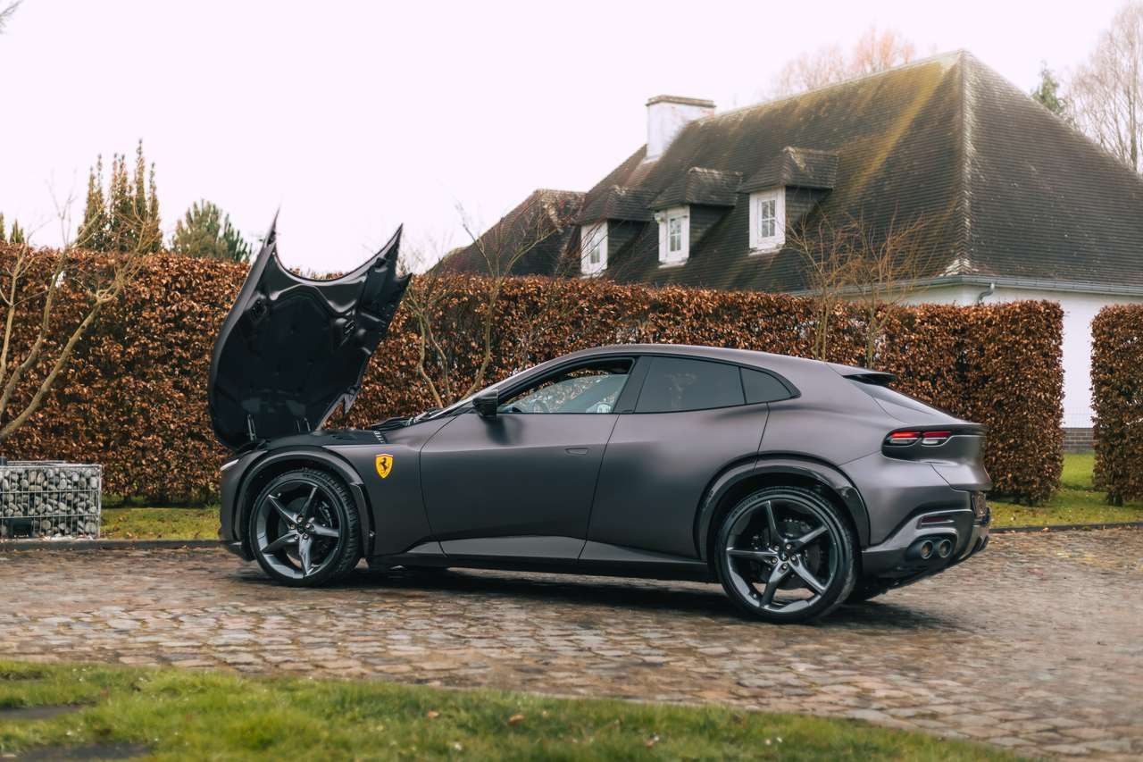 Ferrari Purosangue – V12 atmosphérique, carrosserie Grigio mat – Photo 7